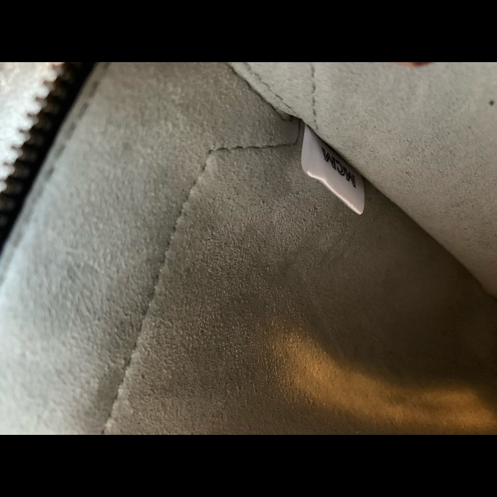 Perforated Milla Large Size - Picture 10 of 12